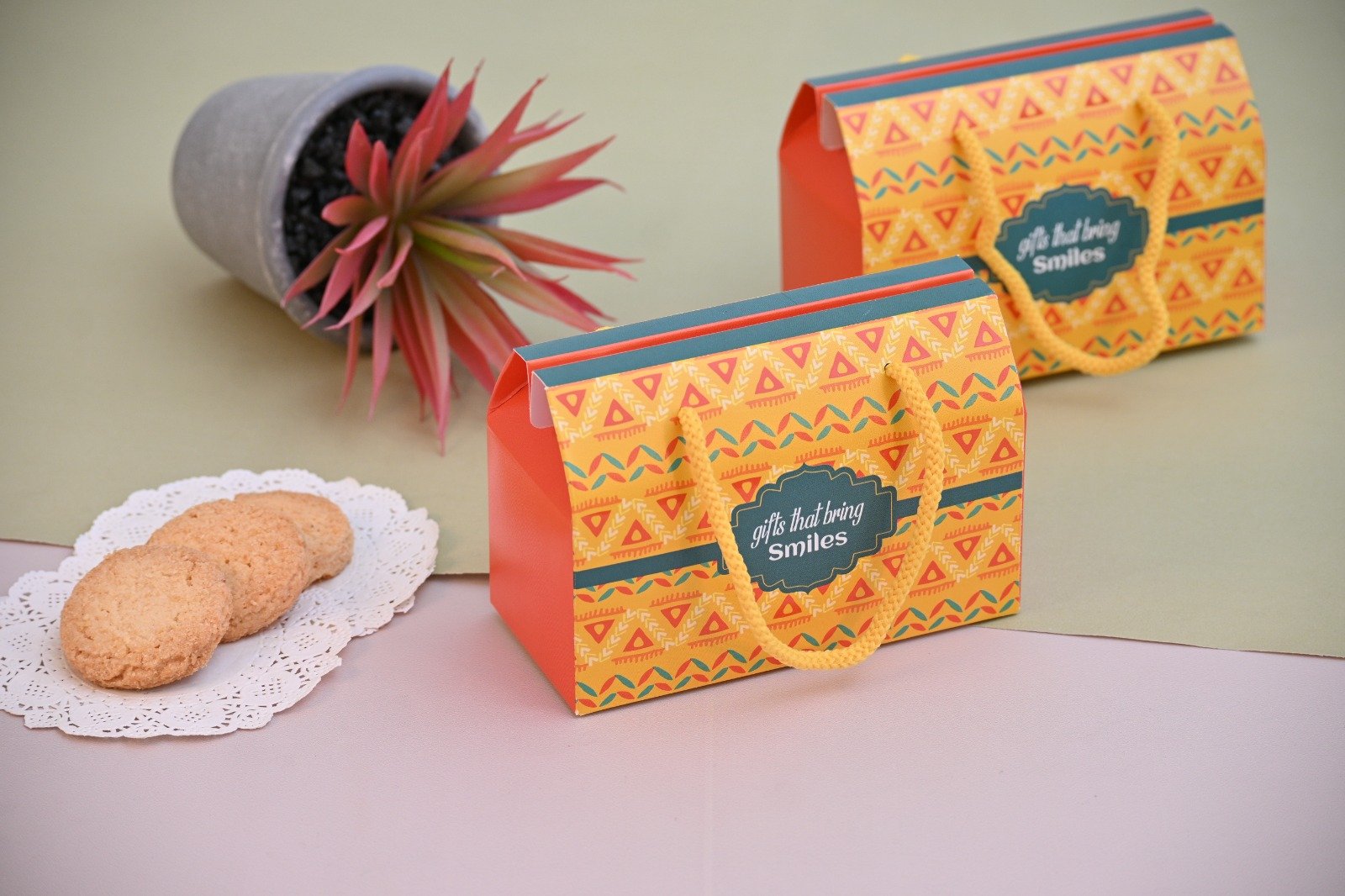 Hamper geometric pattern with high-gloss - Pack of 24 Pcs
