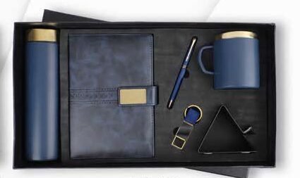 LG-06 6-in-1 Luxury Corporate Gift Set inside premium presentation hamper box