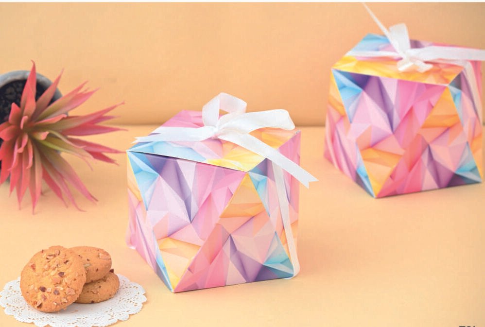 Diamond Box - Multi-color Prism Pattern | Pack of 24 Pcs